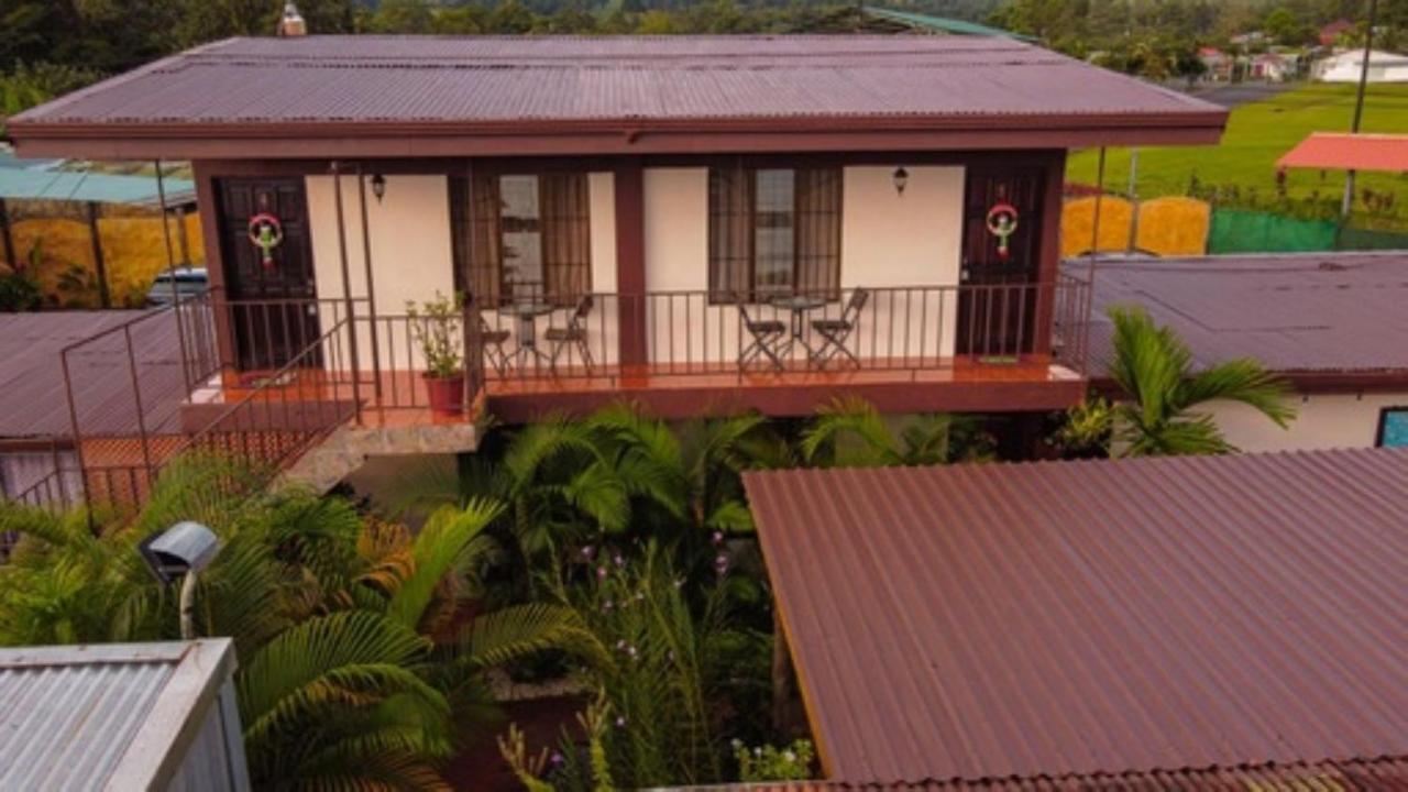 Cabinas Colibri La Fortuna Exterior photo